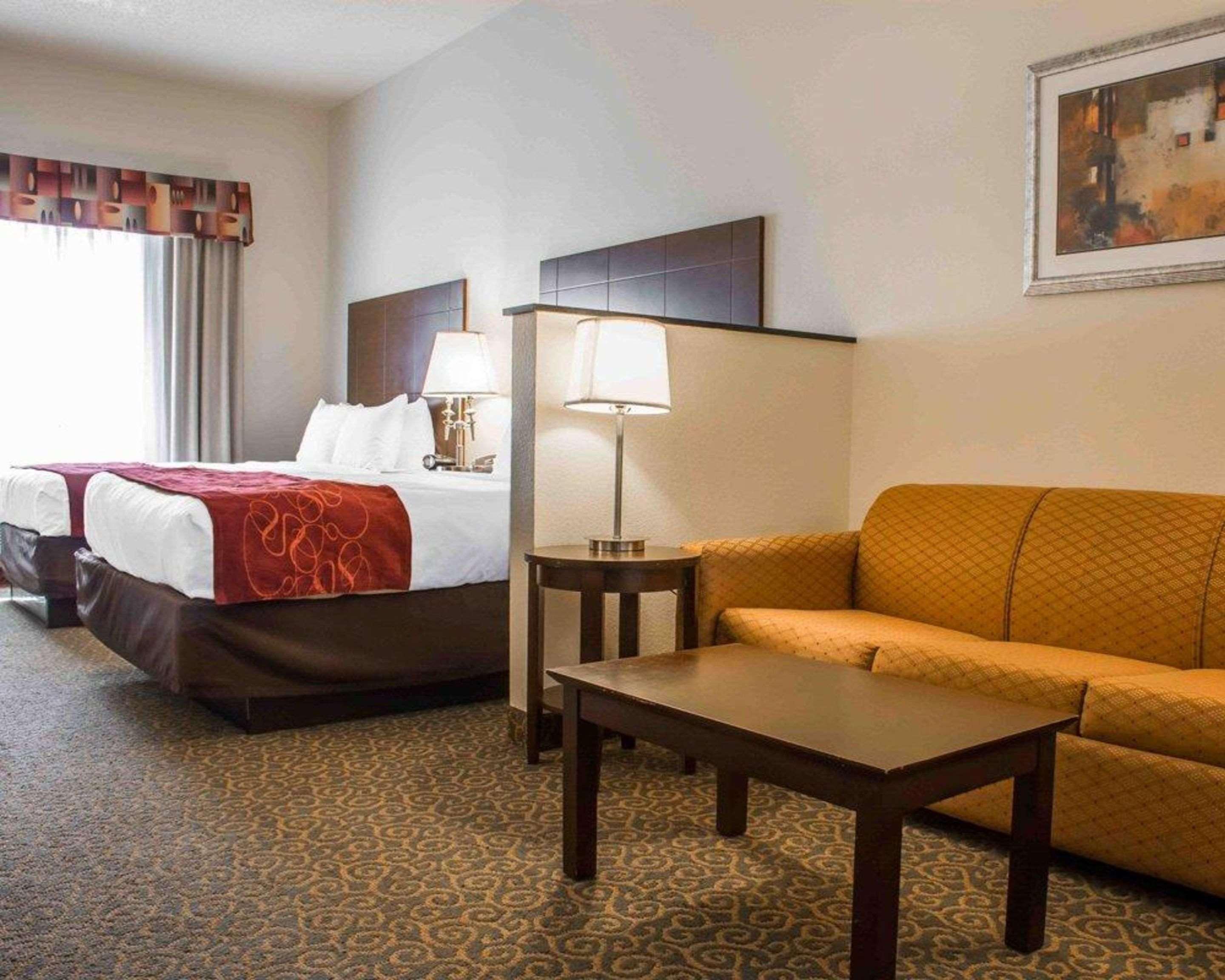 Comfort Suites Huntsville Midcity District At Research Park Esterno foto